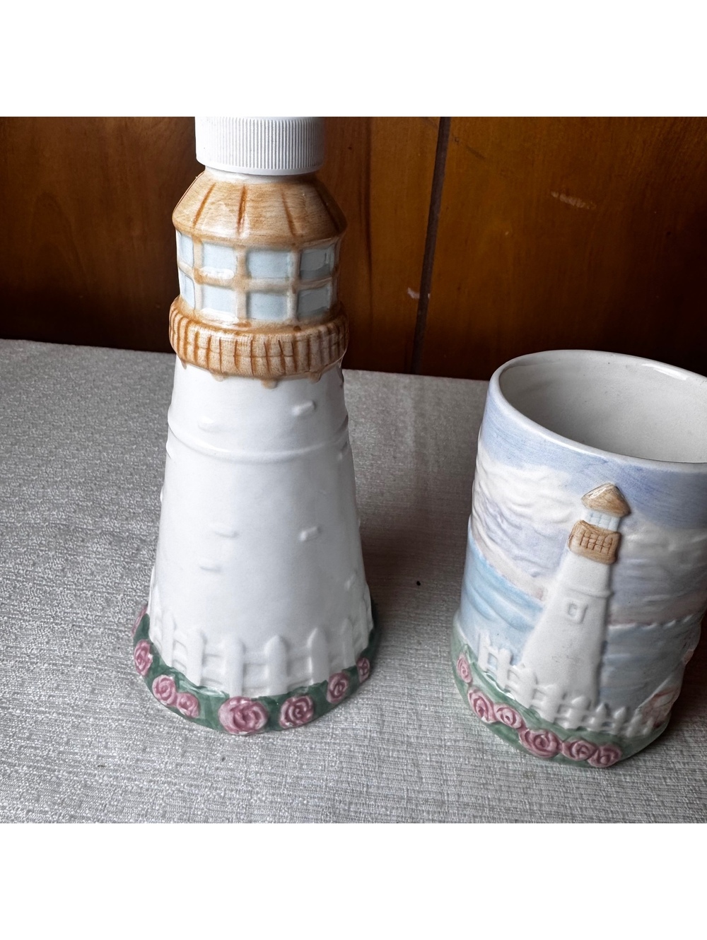 Vintage Ceramic Lighthouse Soap Dispenser And Tumbler Cup Coastal Bathroom Set - Picture 3 of 6